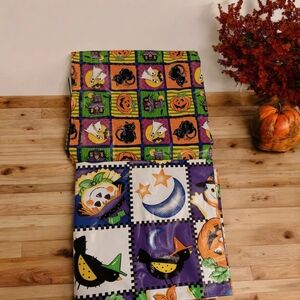 Halloween vintage tableclothes bundle